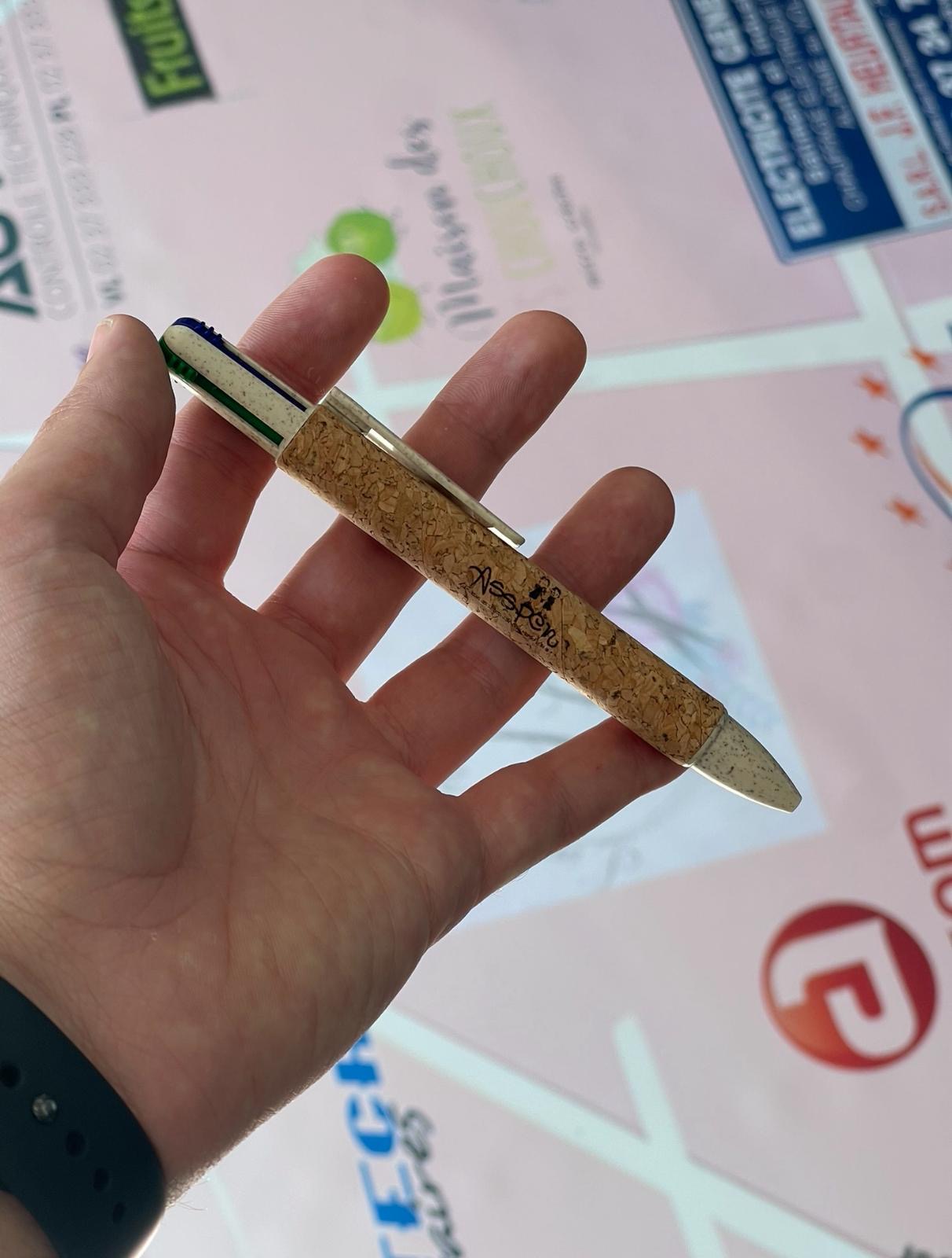 Stylo écologique personnalisé en liège recyclé