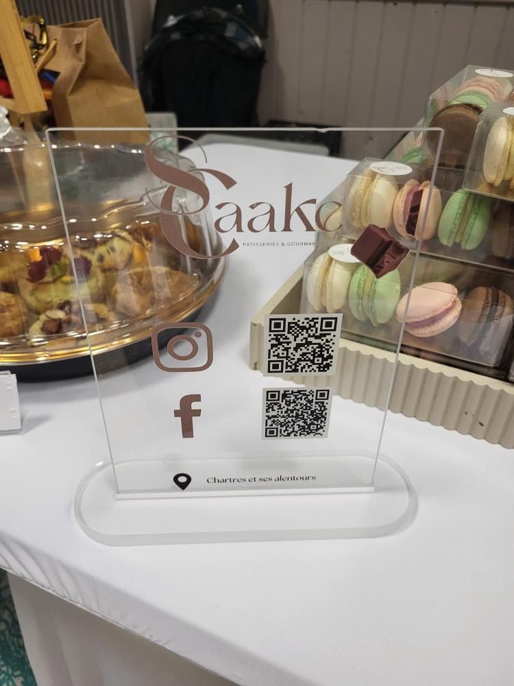 Plaque QR Code et réseaux sociaux en plexiglass